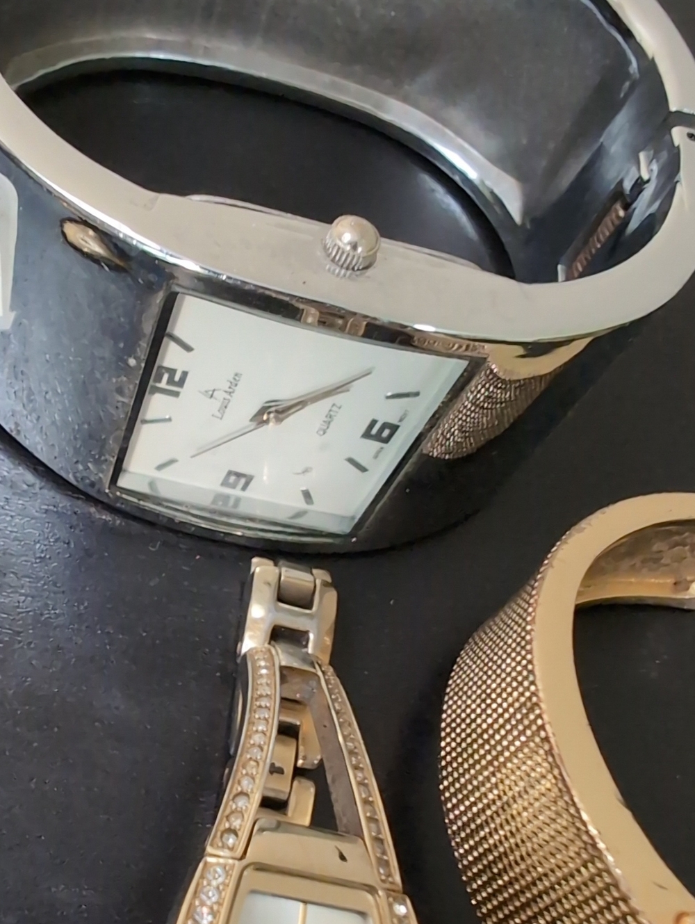 Watches 20 Assorted Lot In Assorted Conditions - Picture 9 of 11